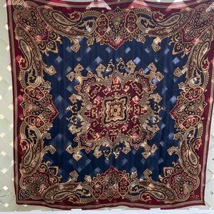 OSCAR by Oscar de la Renta ~ Vintage-Inspired Paisley Scarf in Burgundy and Navy